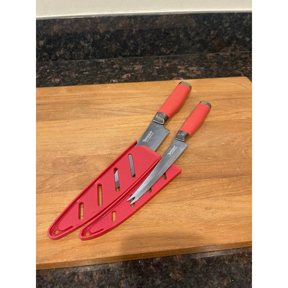 Tomodachi 2-Knife Set - Red Handles w/ Matching Sheaths